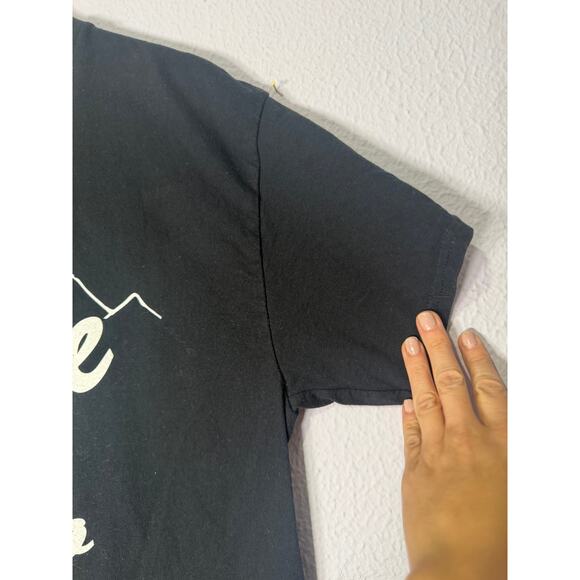 Village Ho T-Shirt Boulder CO Novelty Tee Black Mens L/XL Dad shirt - Picture 3 of 7